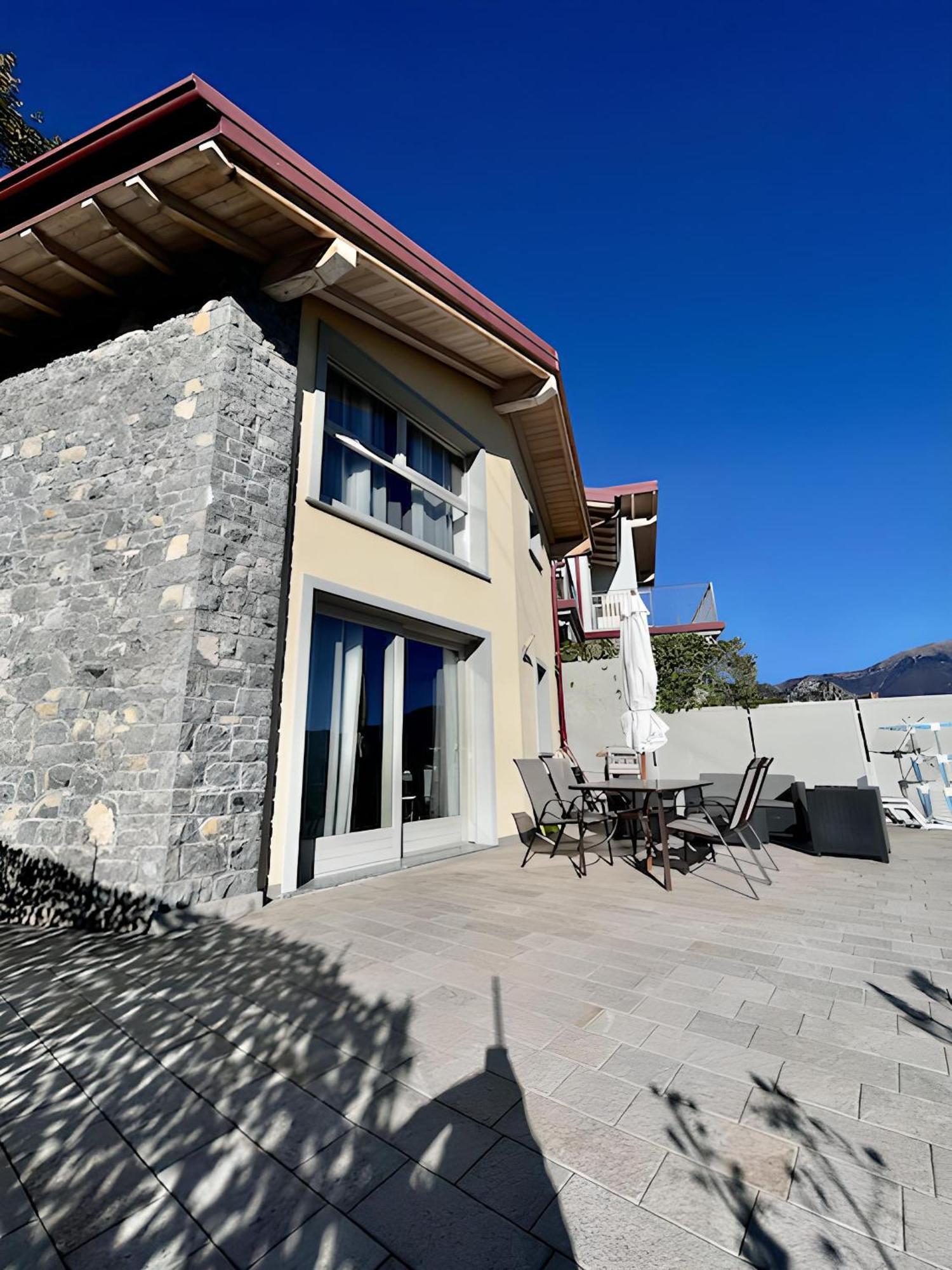Appartamento Grande Terrazza Vista Lago Parzanica Exteriér fotografie