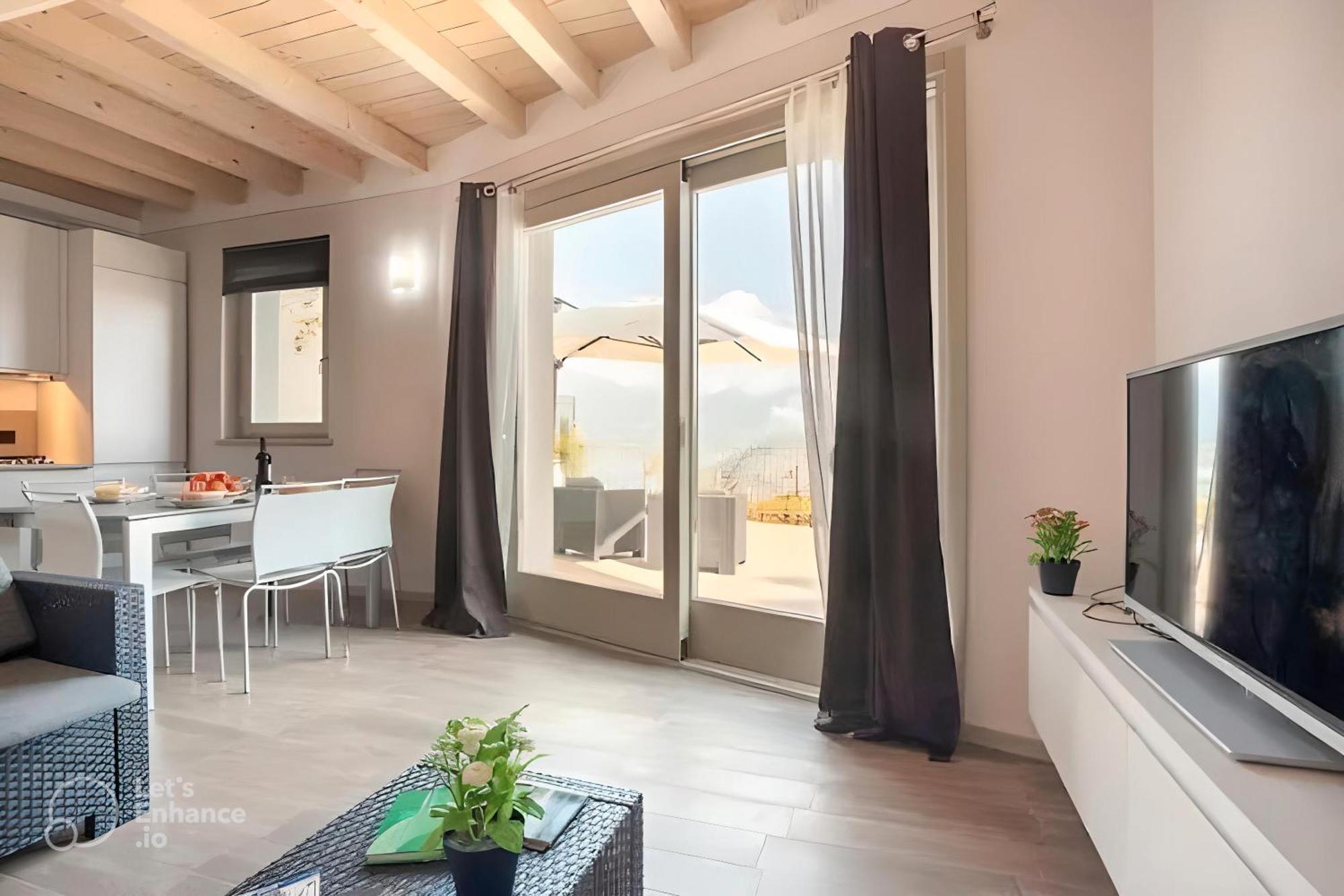 Appartamento Grande Terrazza Vista Lago Parzanica Exteriér fotografie
